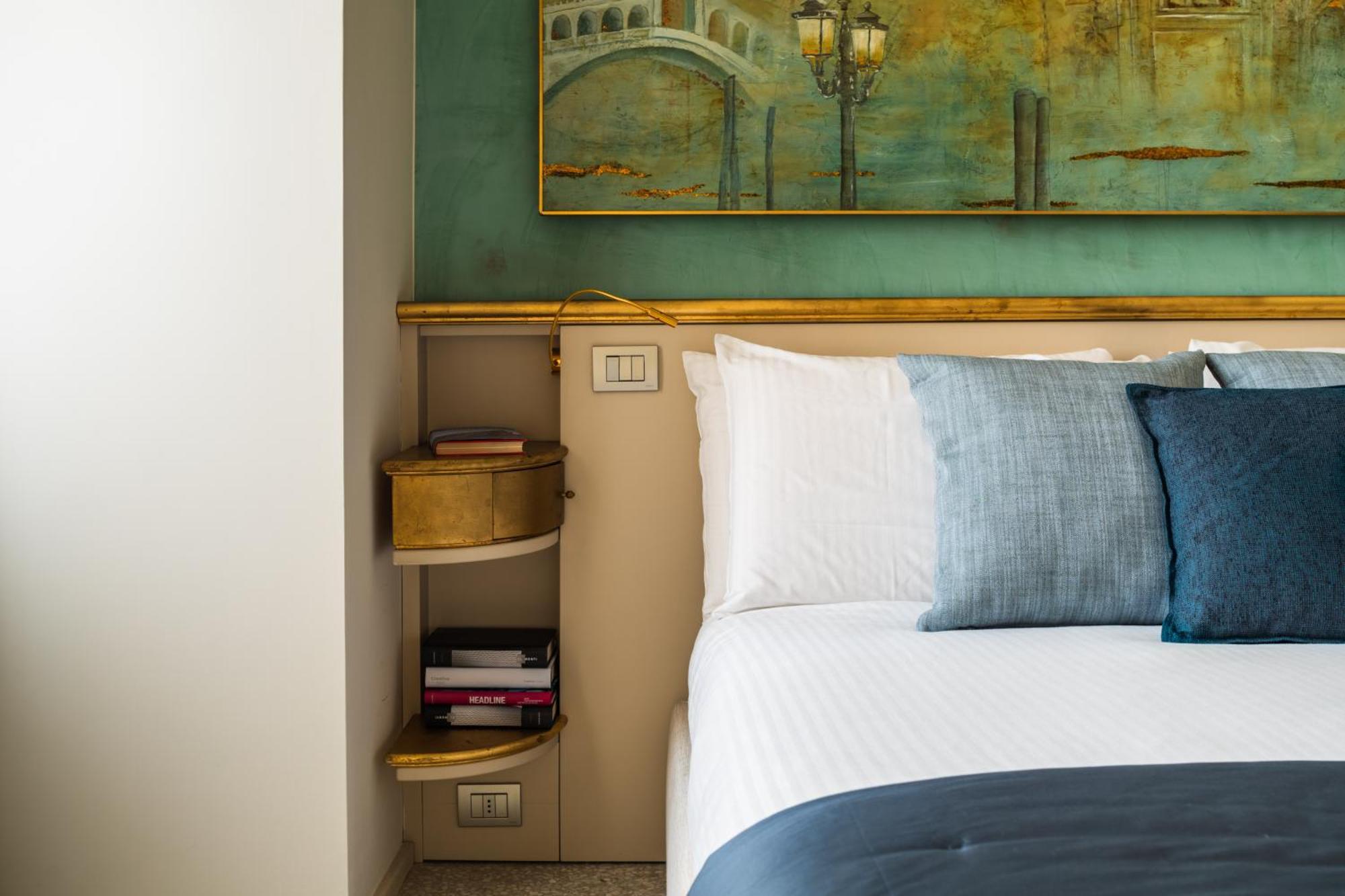 Grand Canal Luxury Apartment With Terrace R&R Venice Exterior photo