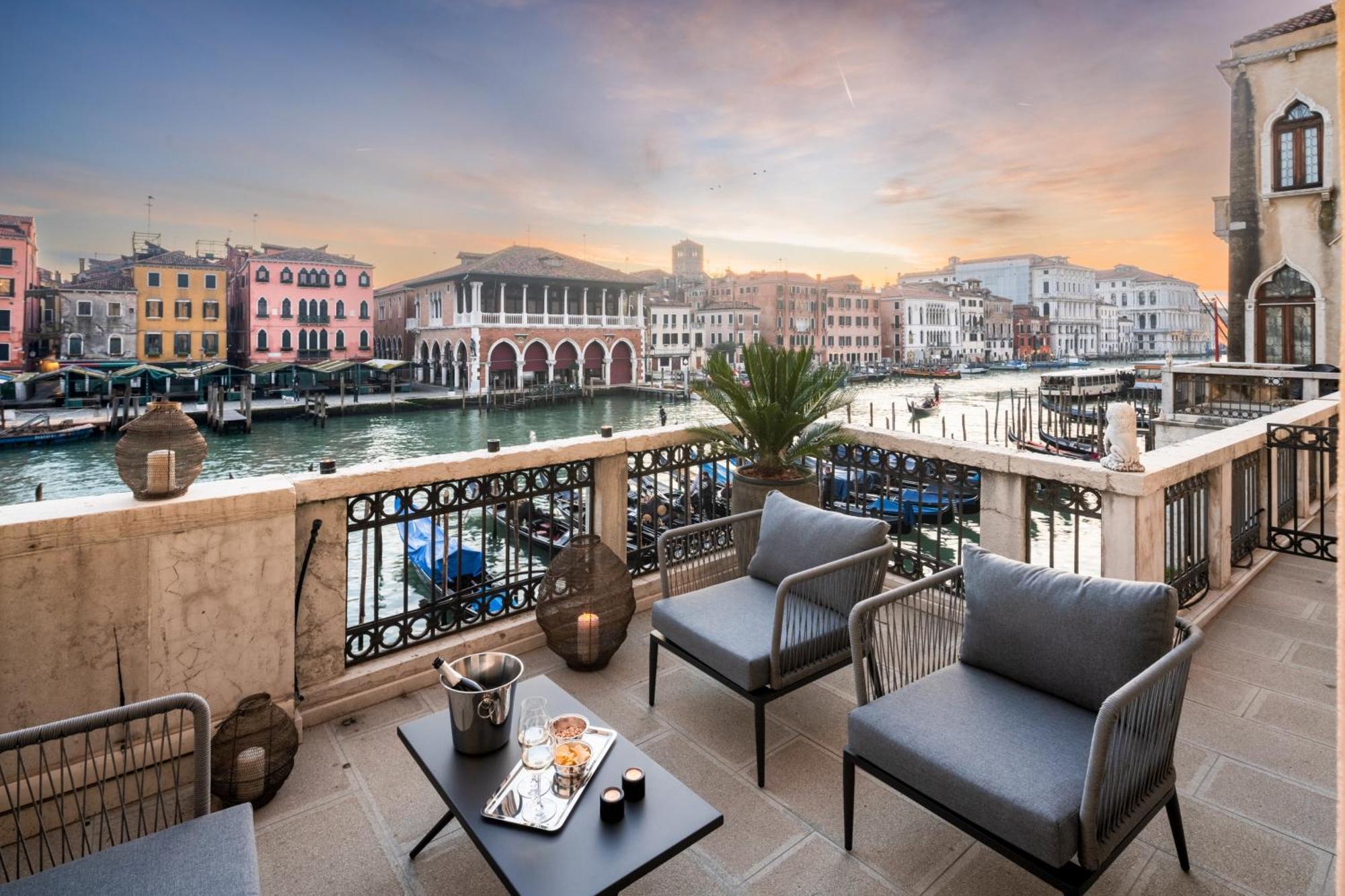 Grand Canal Luxury Apartment With Terrace R&R Venice Exterior photo